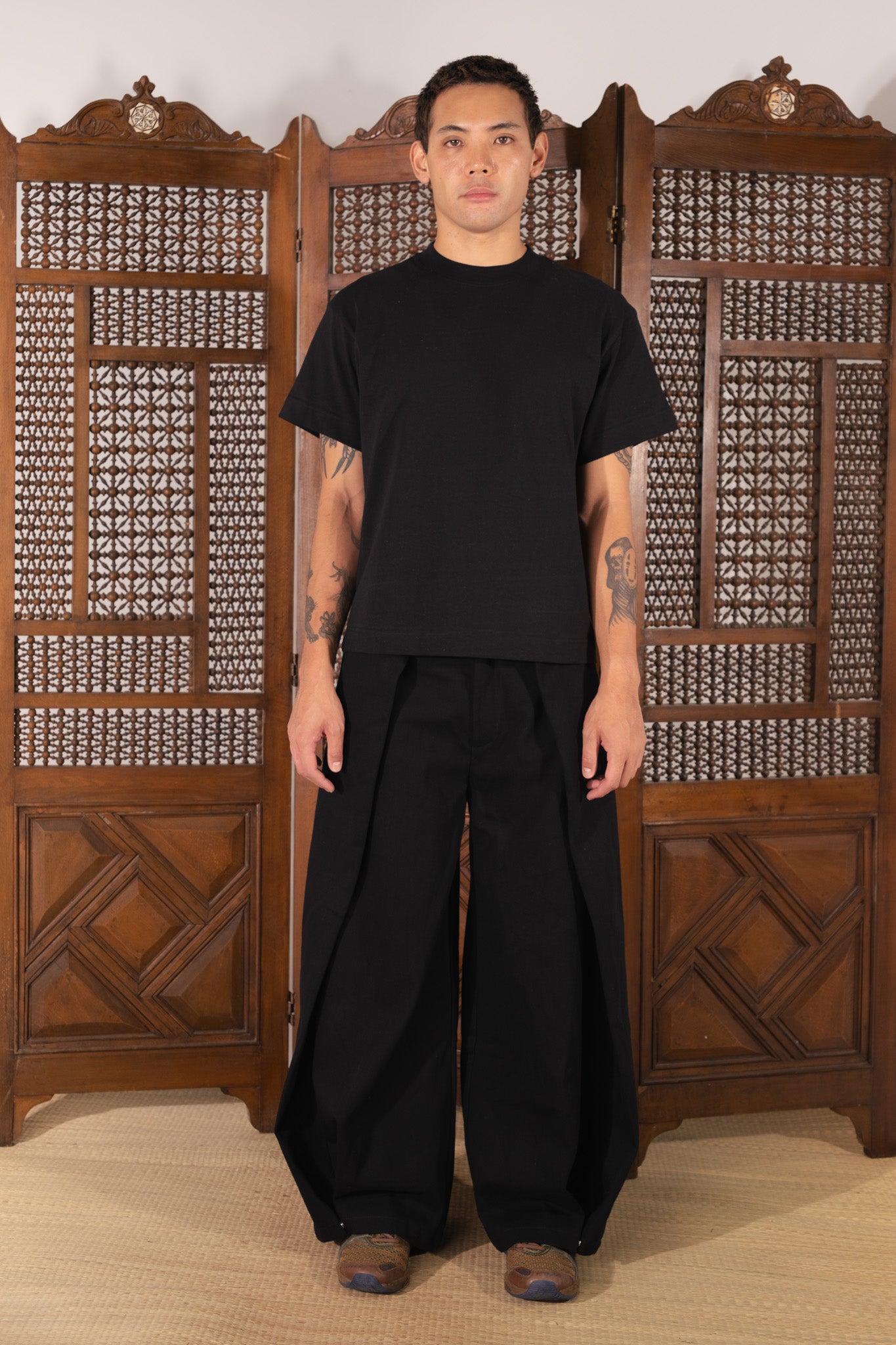 [Beuter] Blank Boxy T-shirt_Black-thumbmail-4
