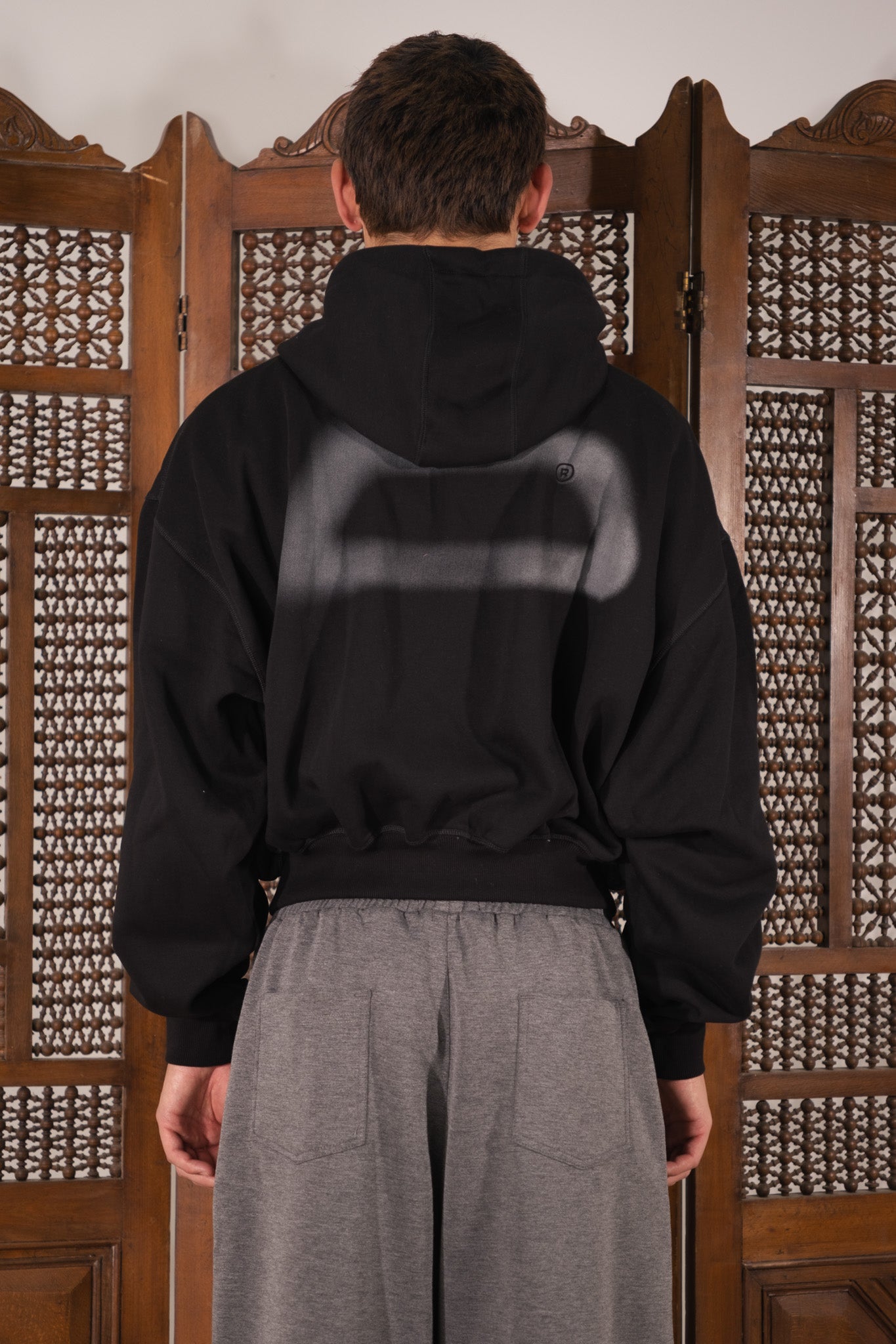 [Beuter] Matt Black Boxy Zip Hoodie-thumbmail-3