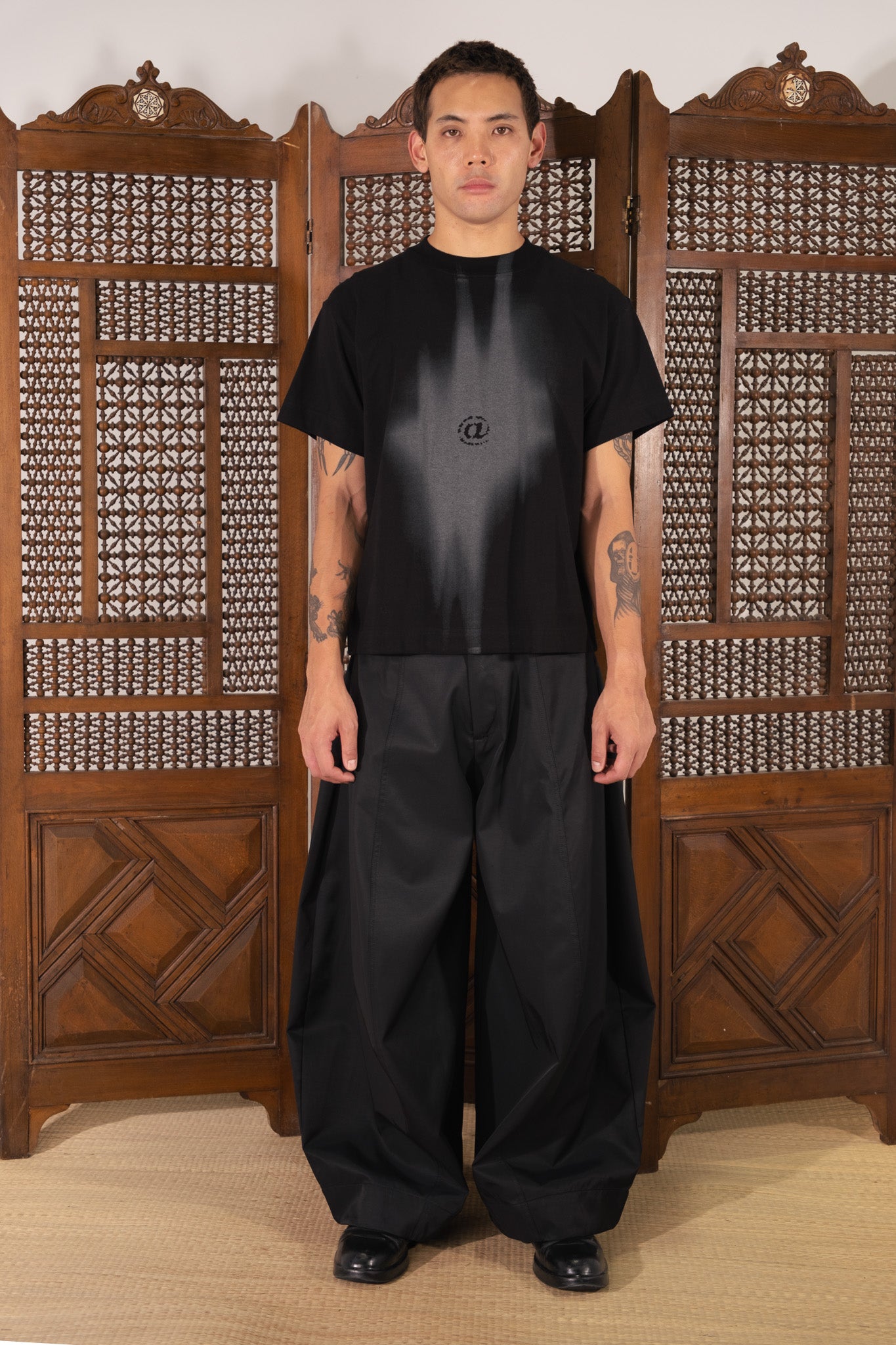 [Beuter] Fl@sh Printed Black Boxy T-shirt-thumbmail-4